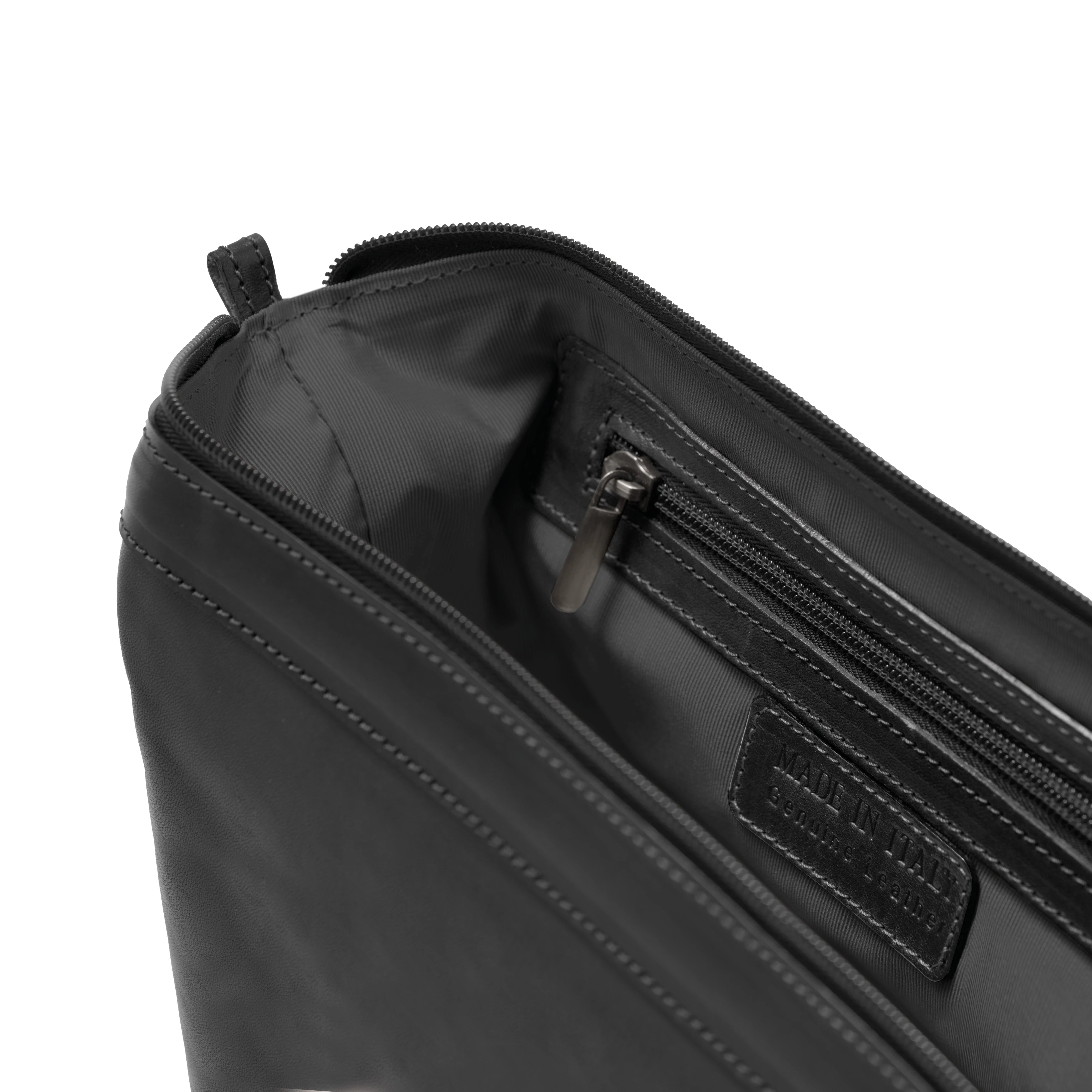 Platinum Kulturbeutel Einzelfach aus toskanischem Leder schwarz