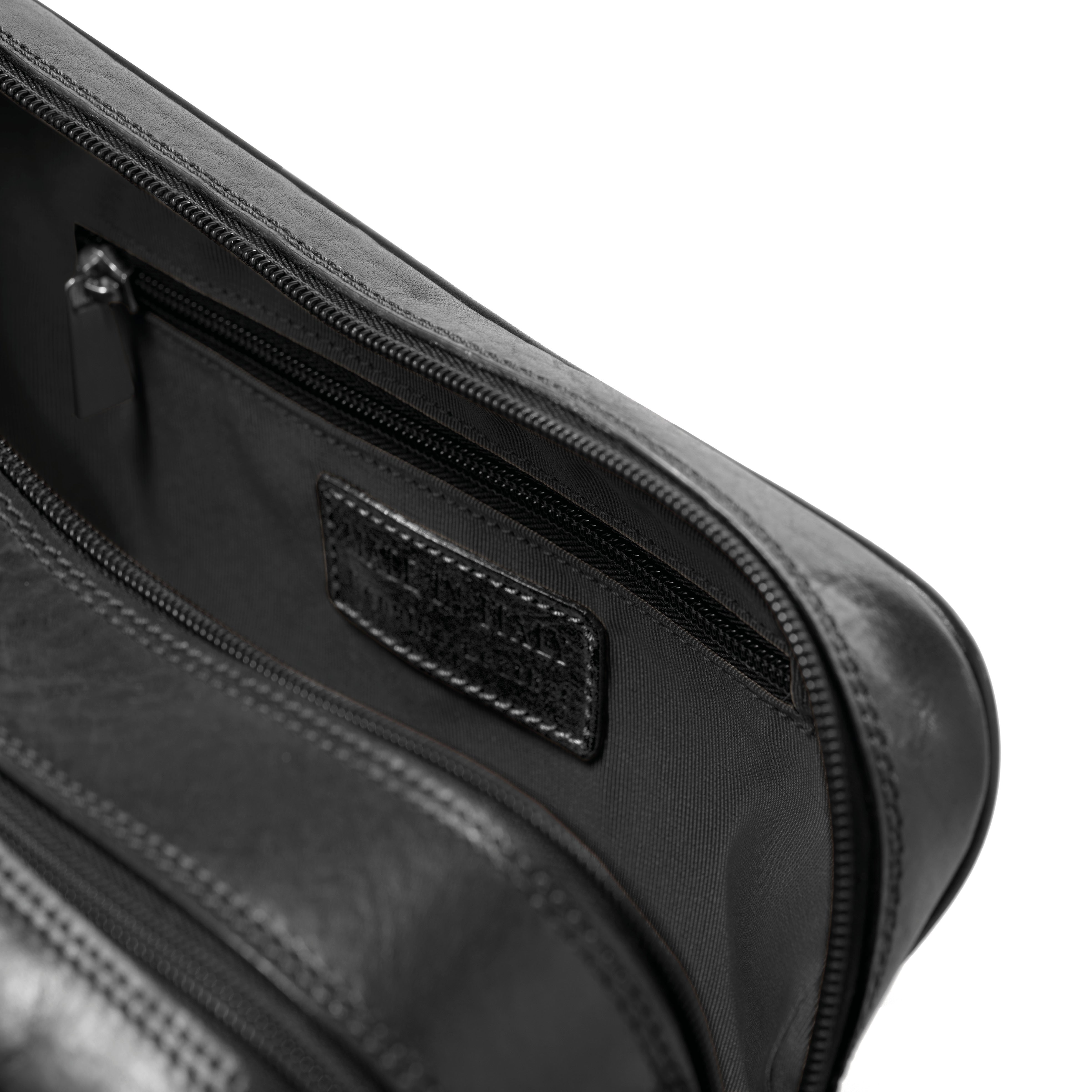 Platinum Kulturbeutel Doppelfach aus toskanischem Leder schwarz