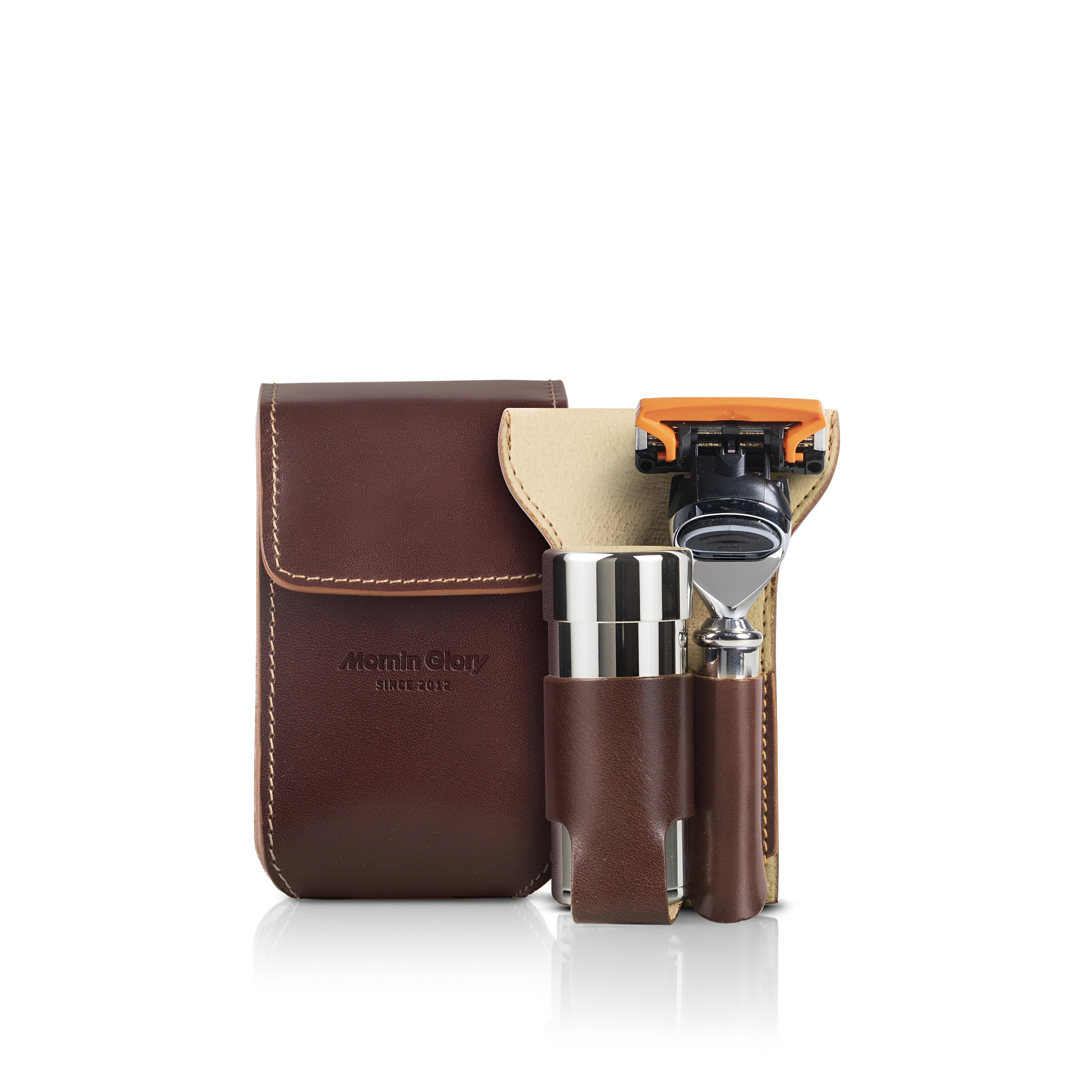 Platinum Reiserasierset im dunkelbraunen Etui aus toskanischem Leder