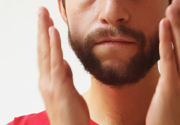 Pre-Shave Öl für die Bartpflege benutzen